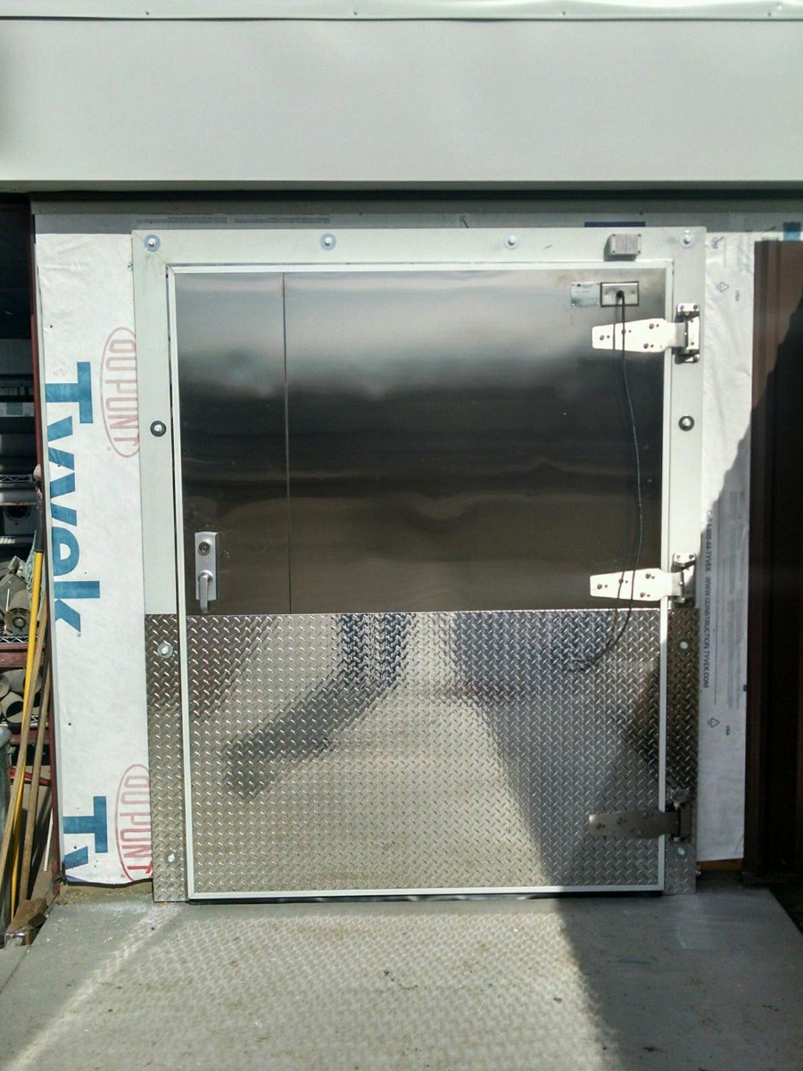 Exterior Freezer Door Saves Specialty Foods Manufacturer from Receiving Troubles